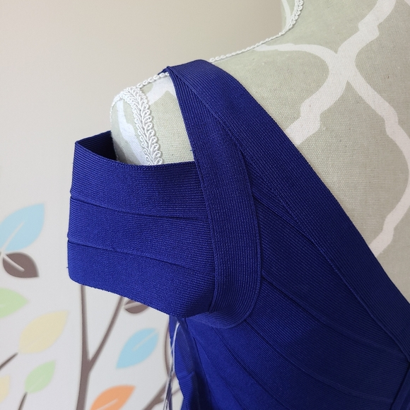 Formal Dress - Picture 6 of 15